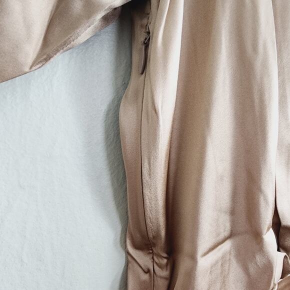 SER.O.YA Retrofete Shea Silk Off-Shoulder Wrap Mini Dress Natural S NWT - Picture 6 of 13